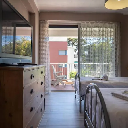 Magnificent Close To The With Sea View Apartamento