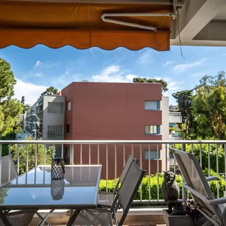 Apartamento Magnificent Close To The With Sea View