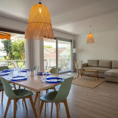 Apartamento Magnificent Close To The With Sea View Antibes